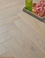 HERRINGBONE CAPPUCCINO OAK - Image 3